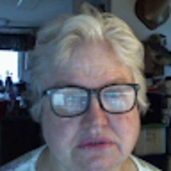 Meet your Posher, Suzanne - Picture 1 of 1